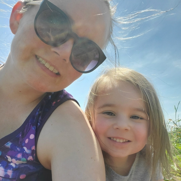 Meet your Posher, Melissa - Picture 9 of 12